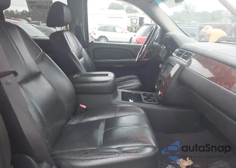 2007 Chevrolet Silverado K1500 Crew Cab из США, поврежденный, VIN 2GCEK13M771670857